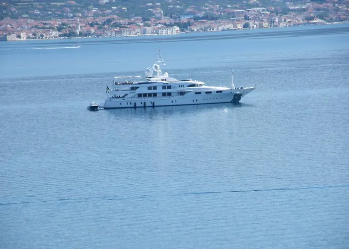 Aida Trogir