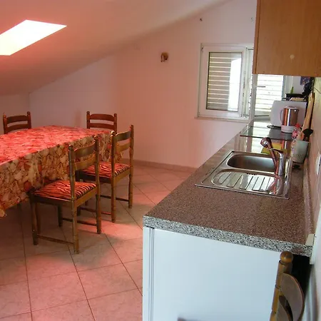 Apartment Aida Trogir